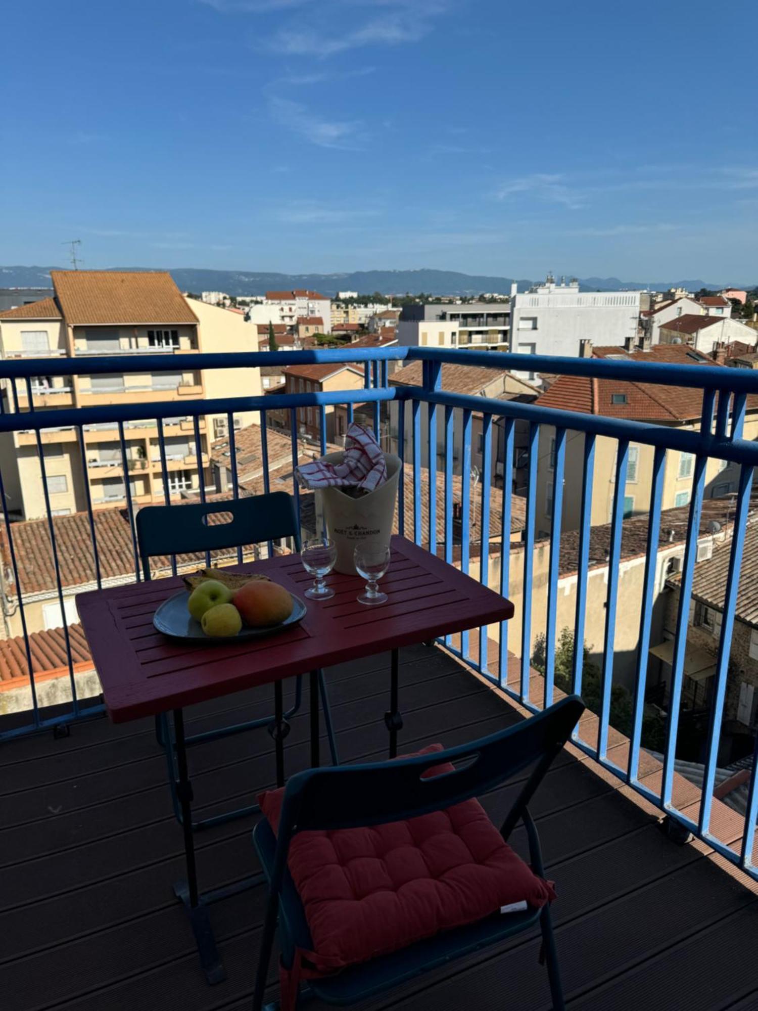 Appartement Terrasse Au Coeur De Valence 54 Buitenkant foto